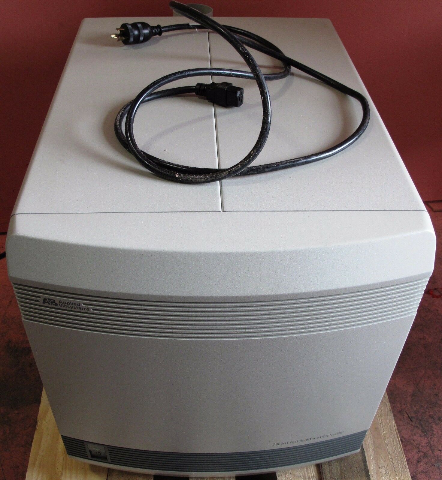 ABI Applied BioSystems 7900HT Fast Real-Time PCR System