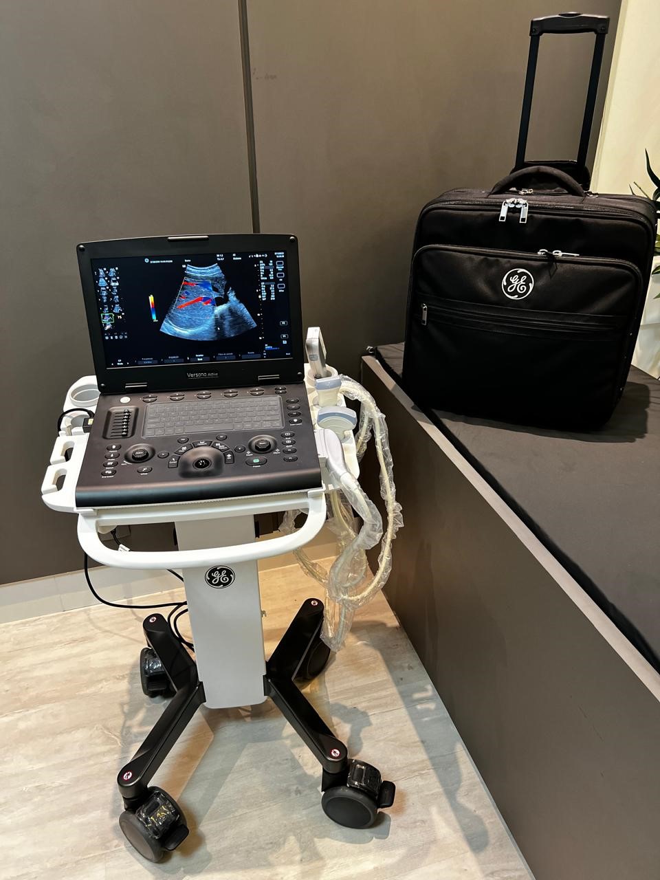 GE Versana Active Ultrasound Machine